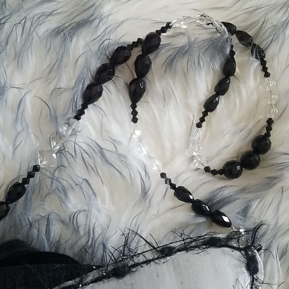 "Elegant Sparkle: Black & Silver Mary Frances Evening Purse" - Picture 8 of 11